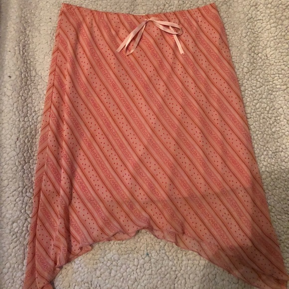 B PreTTy in PiNk! 🌸 Handkerchief skirt - Picture 1 of 3